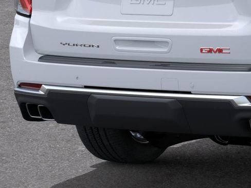 New 2026 GMC Yukon XL Denali w/ Sun & Power Step Package AWD/4WD image 14