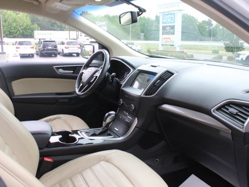 Used 2016 Ford Edge SEL w/ Equipment Group 201A FWD image 31