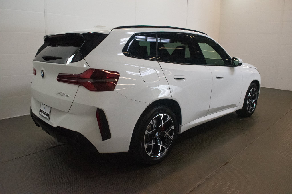 New 2026 BMW X3 xDrive30i w/ Premium Package AWD/4WD image 4