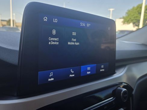 Used 2022 Ford Escape SE w/ SE Sport Appearance Package FWD image 17