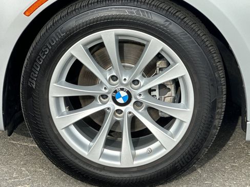 Used 2015 BMW 328i Gran Turismo xDrive image 36