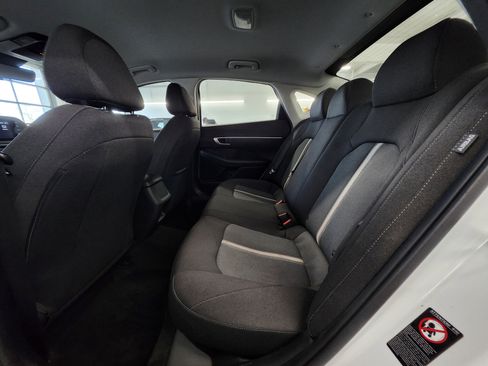 Used 2022 Hyundai Sonata SE image 21