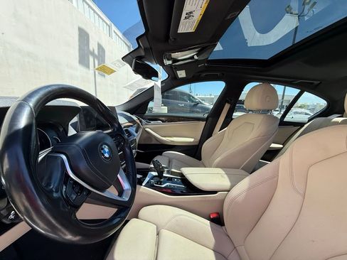 Used 2018 BMW 530e image 5