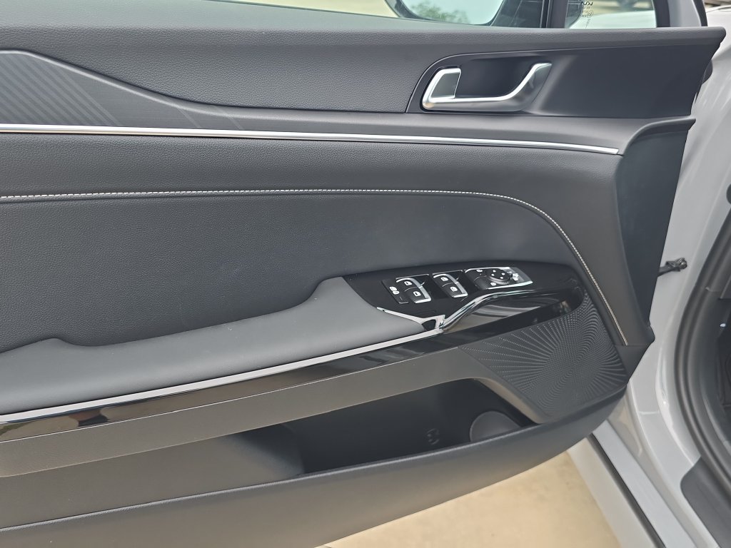 New 2026 Kia K5 GT-Line FWD image 17