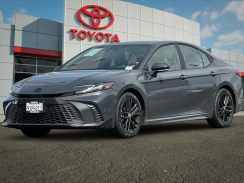 Certified 2025 Toyota Camry SE w/ Convenience Package FWD image 7