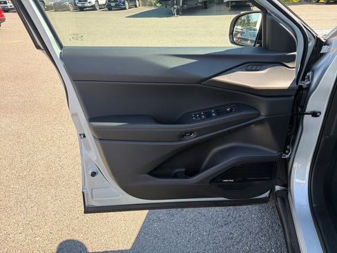 Used 2026 Jeep Cherokee Overland w/ Advanced Pro Tech Group AWD/4WD image 11