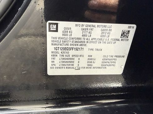 Used 2015 GMC Sierra 2500 Denali w/ Suspension Package, Off-Road AWD/4WD image 29