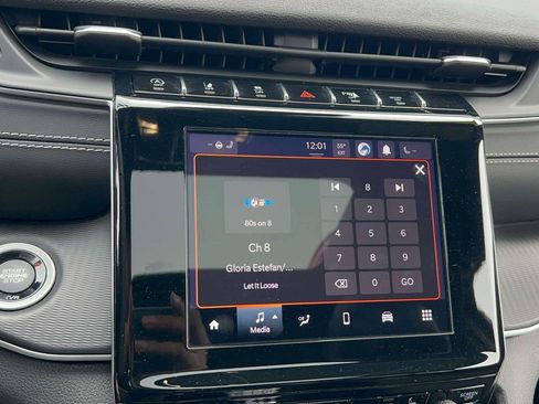 Used 2023 Jeep Grand Cherokee L Laredo image 21