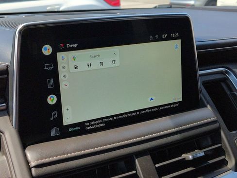 Used 2022 Chevrolet Suburban Premier image 11