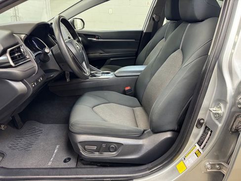 Used 2023 Toyota Camry LE FWD image 11