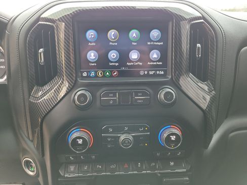 Used 2022 Chevrolet Silverado 3500 High Country w/ Safety Package II image 9