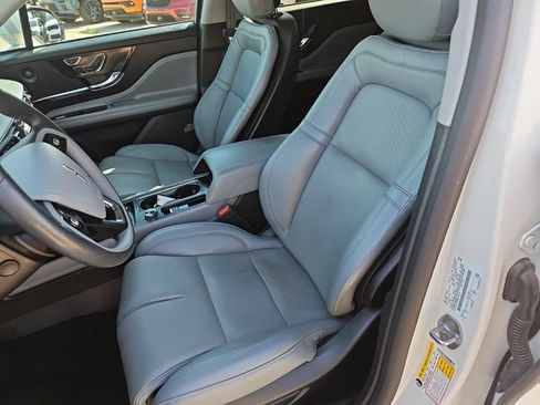 Used 2022 Lincoln Corsair Reserve w/ Equipment Group 201A AWD/4WD image 18