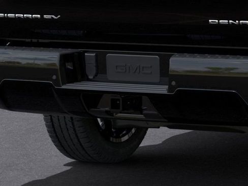New 2025 GMC Sierra EV Denali image 15
