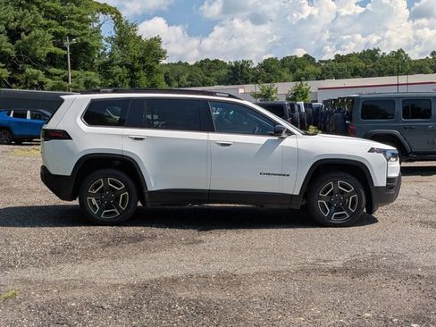 New 2026 Jeep Cherokee Limited AWD/4WD image 2