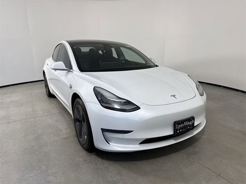 Used 2018 Tesla Model 3 Long Range image 9