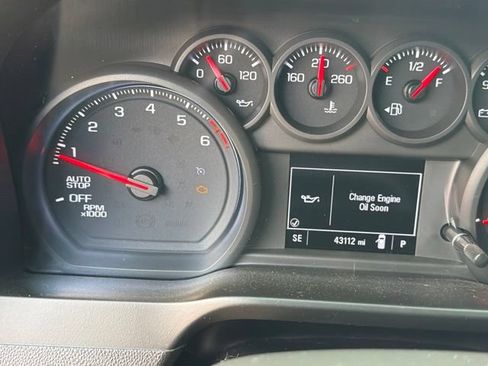 Used 2021 Chevrolet Silverado 1500 Custom RWD image 5