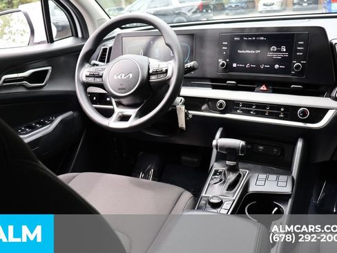 Used 2025 Kia Sportage LX FWD image 24