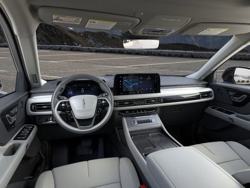 New 2026 Lincoln Aviator AWD image 9