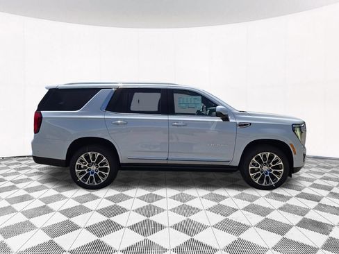 New 2026 GMC Yukon Denali w/ Sun & Power Step Package AWD/4WD image 12