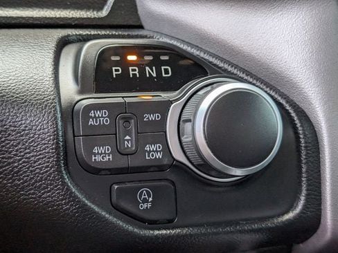 Used 2019 RAM 1500 Big Horn AWD/4WD image 20
