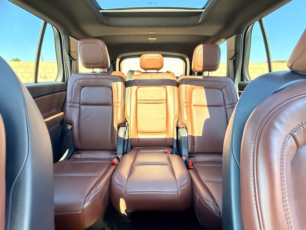 Used 2025 Lincoln Aviator Reserve w/ Illumination Package AWD/4WD image 17