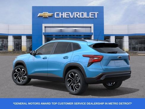 New 2026 Chevrolet Trax RS w/ Sunroof Package FWD image 4