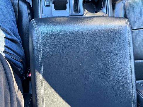 Used 2025 Ford F150 Lariat image 30