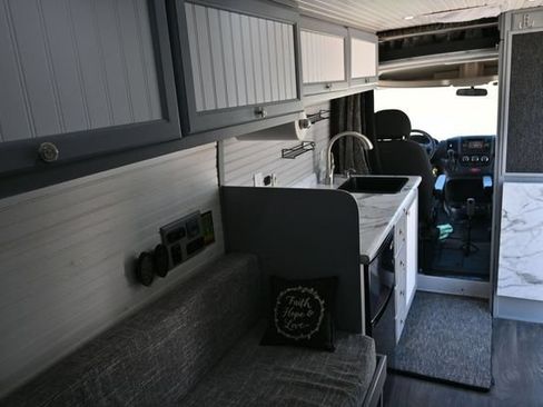 Used 2019 RAM ProMaster 2500 w/ Interior Convenience Group FWD image 17