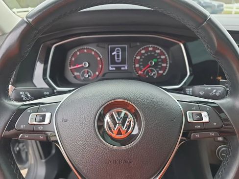 Used 2019 Volkswagen Jetta SE image 18
