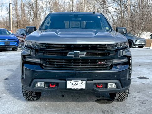 Used 2019 Chevrolet Silverado 1500 LT Trail Boss image 2