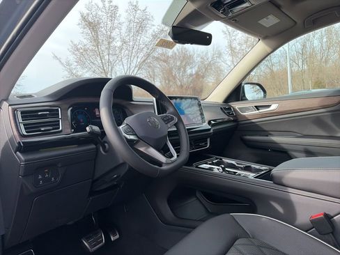 New 2026 Volkswagen Atlas SEL Premium R-Line AWD/4WD image 11