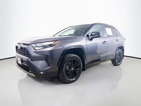 Used 2024 Toyota RAV4 XSE AWD/4WD image 3