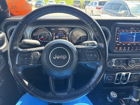 Used 2021 Jeep Gladiator Sport AWD/4WD image 10