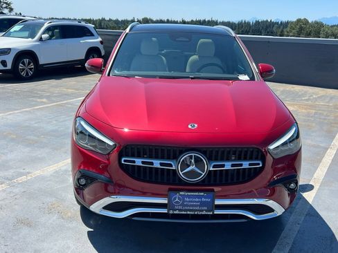 Used 2026 Mercedes-Benz GLA 250 4MATIC image 4