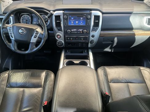 Used 2017 Nissan Titan SL w/ Off-Road Package AWD/4WD image 22