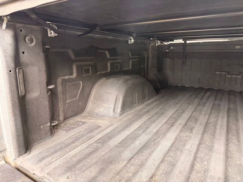 Used 2023 Chevrolet Silverado 1500 LTZ w/ LTZ Convenience Package II AWD/4WD image 9