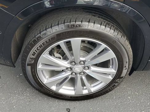 Certified 2024 Cadillac XT6 Premium Luxury w/ Technology Package AWD/4WD image 6