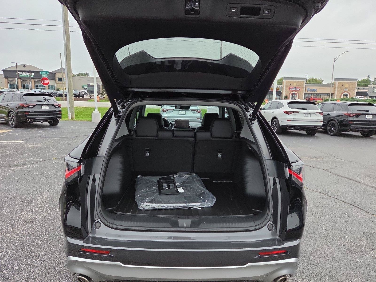 Certified 2026 Acura ADX AWD image 31