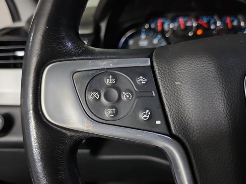 Used 2020 GMC Yukon SLT w/ Premium Edition RWD image 17