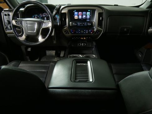 Used 2018 GMC Sierra 1500 Denali w/ Denali Ultimate Package AWD/4WD image 22