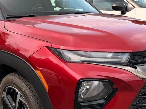 Used 2021 Chevrolet TrailBlazer RS w/ Technology Package AWD/4WD image 8
