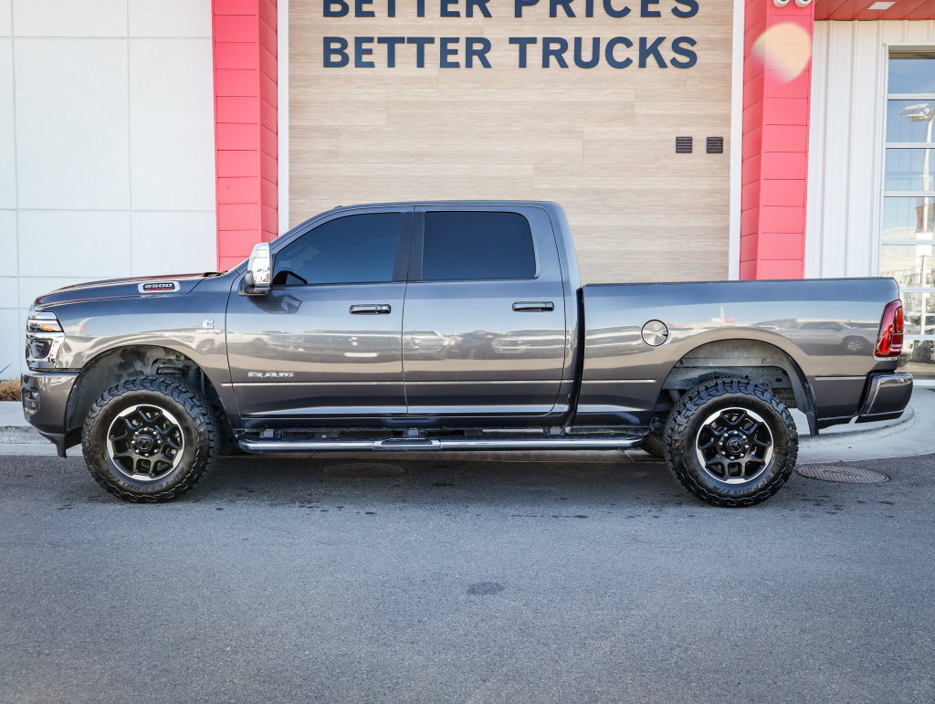 Used 2026 RAM 2500 Laramie AWD/4WD image 7
