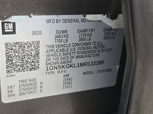 Used 2021 Chevrolet Suburban High Country w/ Premium Package AWD/4WD image 31