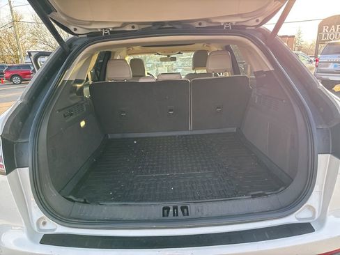 Used 2023 Lincoln Nautilus Reserve image 16