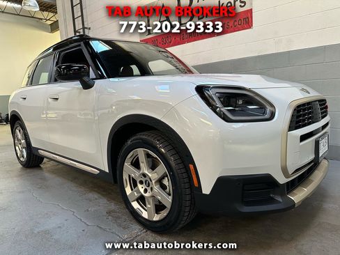 Used 2025 MINI Cooper Countryman S image 1