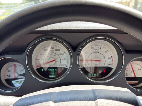 Used 2013 Dodge Challenger R/T image 14