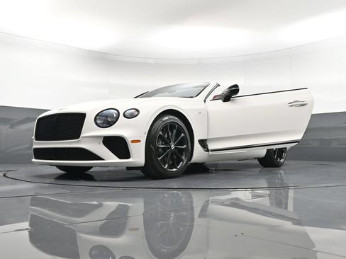 Certified 2021 Bentley Continental GT AWD/4WD image 39