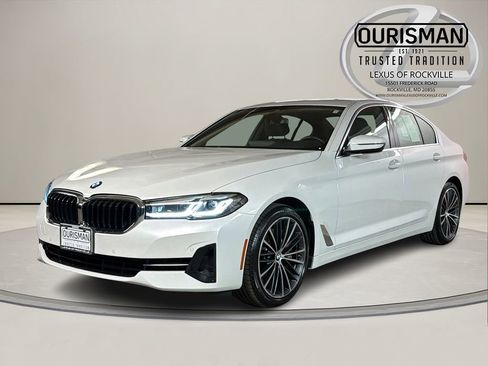 Used 2023 BMW 540i xDrive w/ Premium Package AWD/4WD image 2