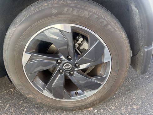 Certified 2024 Nissan Rogue SV w/ SV Premium Package FWD image 7