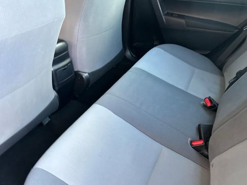 Used 2015 Toyota Corolla L FWD image 12